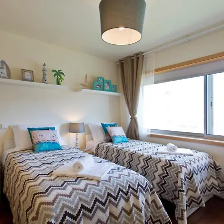 Apartment Stunning Sunny Flat - Front *