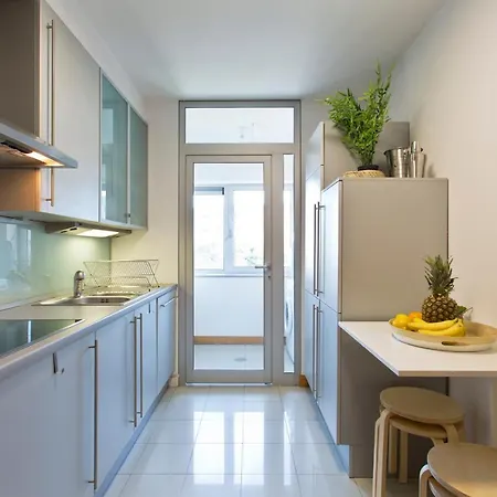 Stunning Sunny Flat - Front Apartment Matosinhos (Porto)